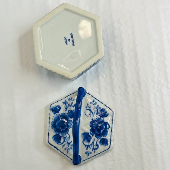Blue and White Hexagon Trinket box with lid blue handle Thailand Porcelain - Picture 13 of 16